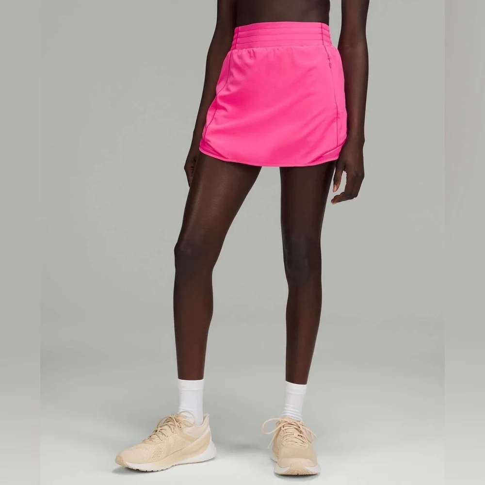 Lululemon Hotty Hot High-Rise Skirt in Sonic Pink Size 4